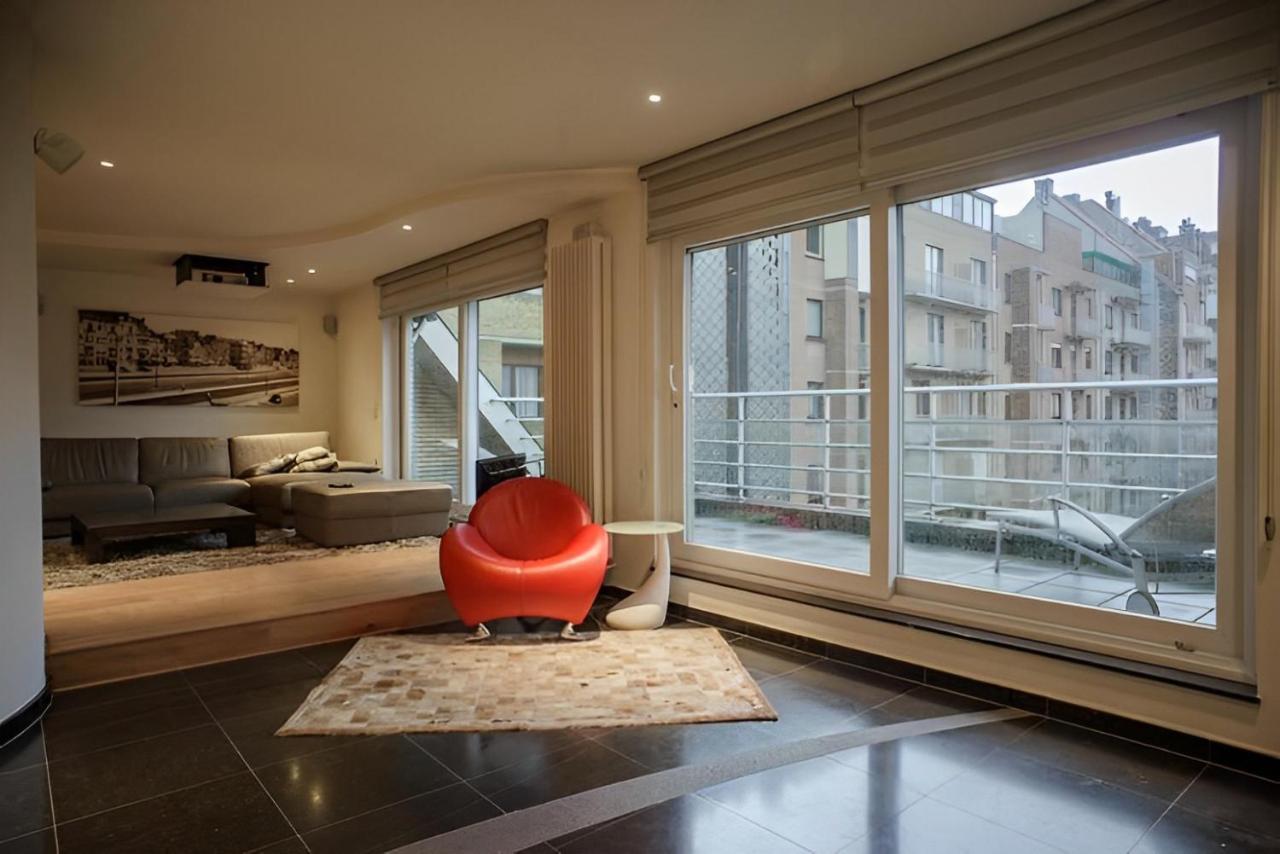 Big And Comfortable Triplex In Knokke Exterior foto